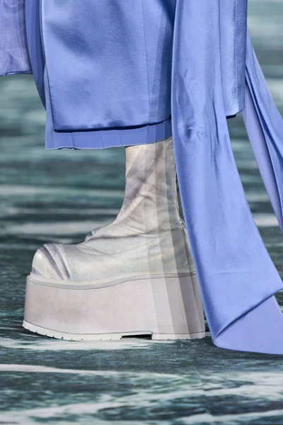 Look 204